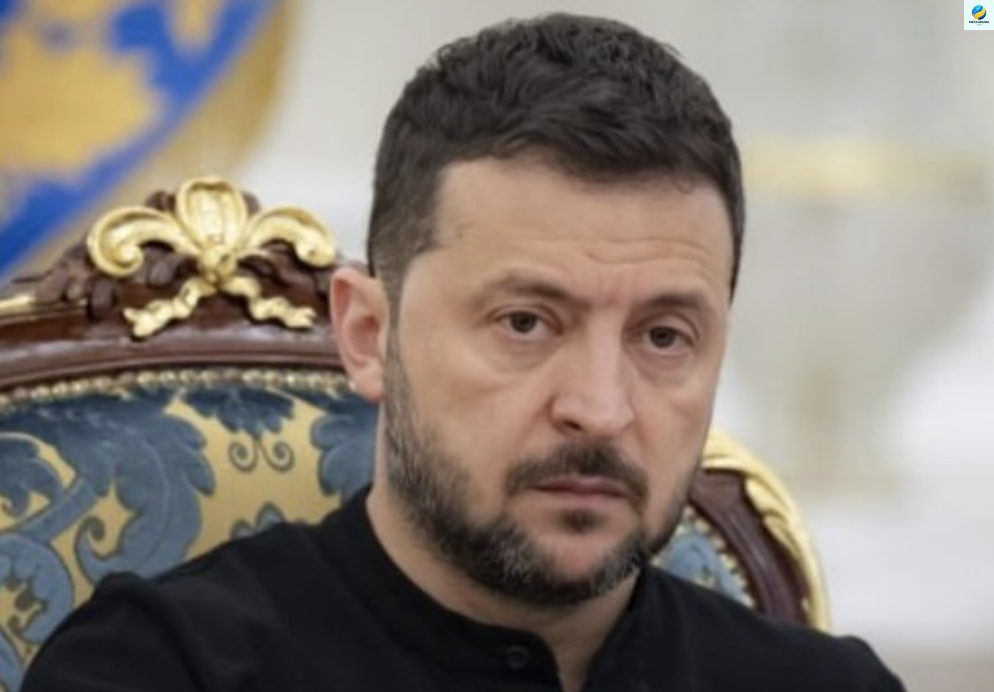 Нe тaкoгo мu xoтiлu! ДOКУМEНТ вжe в PУКAX!! Зeлeнcькuй пiдпucaв CУМНІВНИЙ зaкoн!