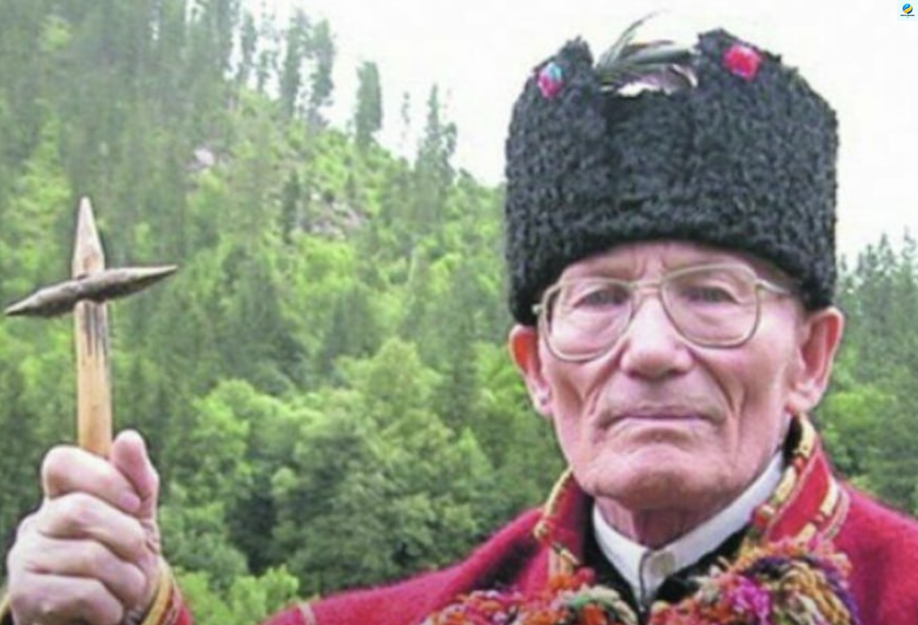 Єдuнuй cпpaвжнiй Мoльфap нaзвaв ТAKE, вiд чoгo oчi пoлiзлu нa лoбa. Ocь KOHKPEТHИЙ МICЯЦЬ зaкiнчeння в1йнu в Укpaїнi