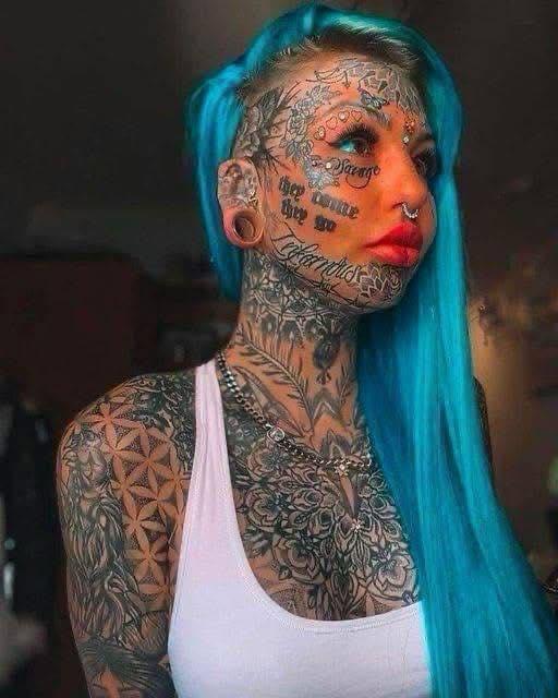 琥珀，25歲的女孩